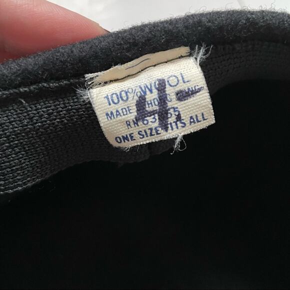 Vintage Wool Driving Cap Hat Made in Hong Kong Black GUC main image 8